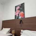 Апартаменты Cozy - By Hostmt Сент-Полс-Бей