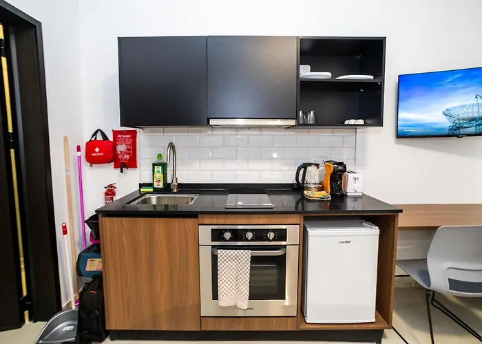 Cozy - By Hostmt * St. Paul's Bay